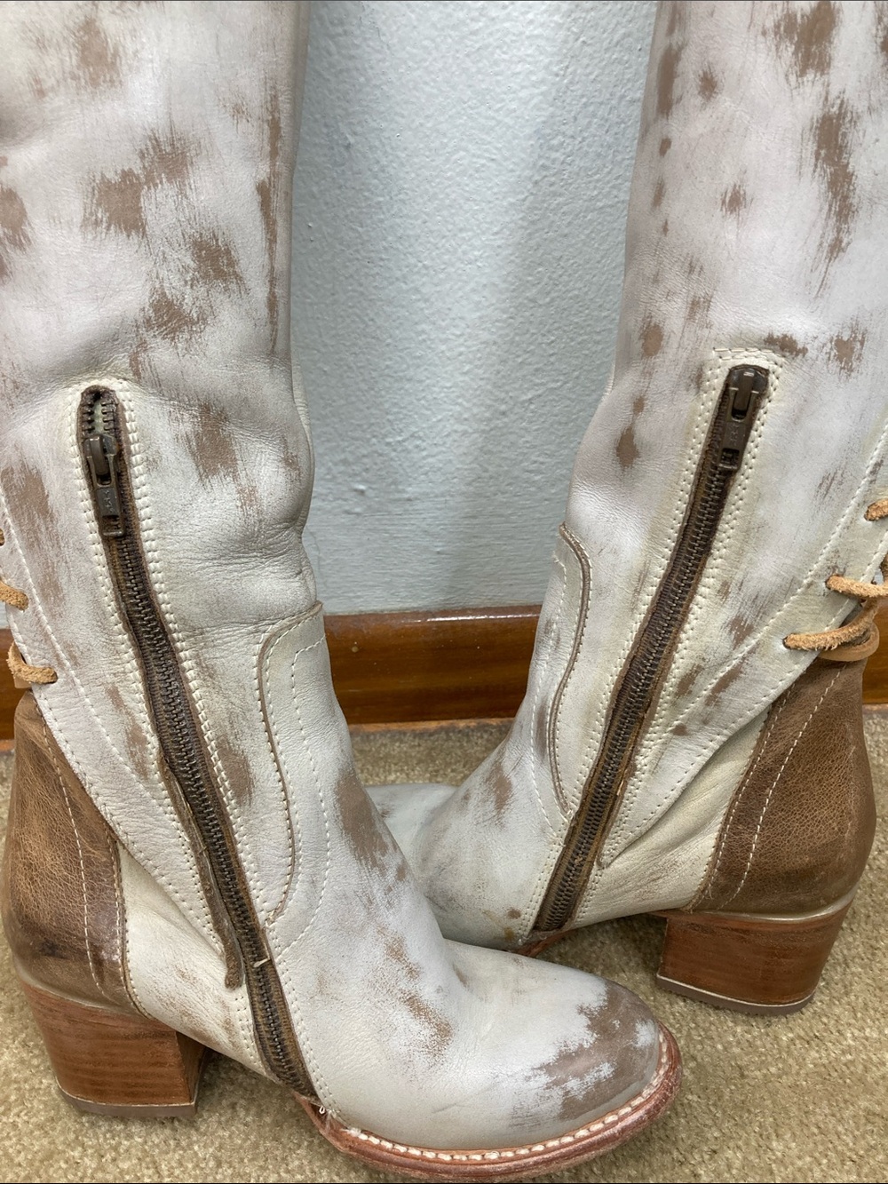 Freebird by Steven Cosmo Boots Distressed White Size 8 - Picture 6 of 9